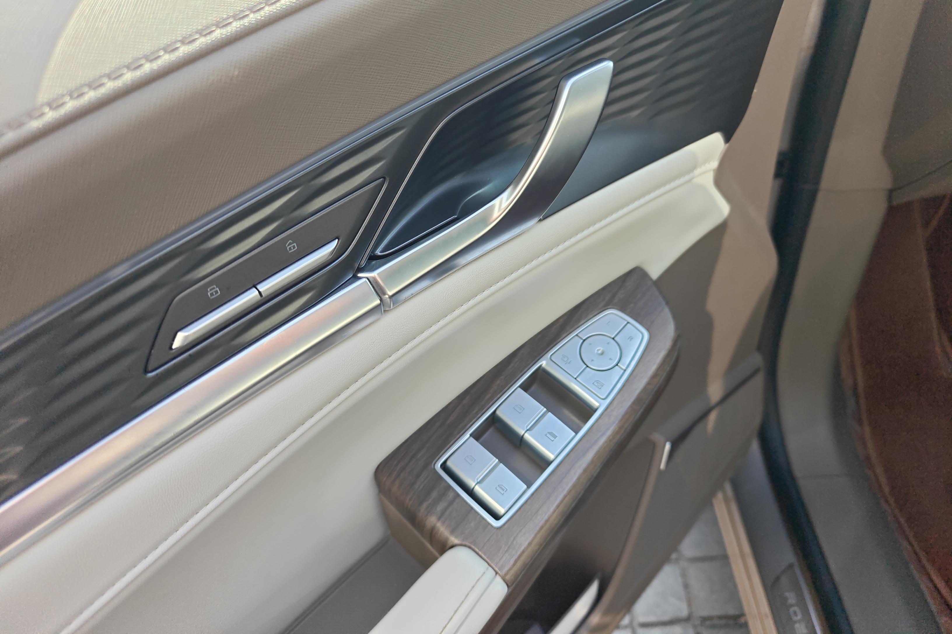 Roewe RX9 2023 imagen de coche #22