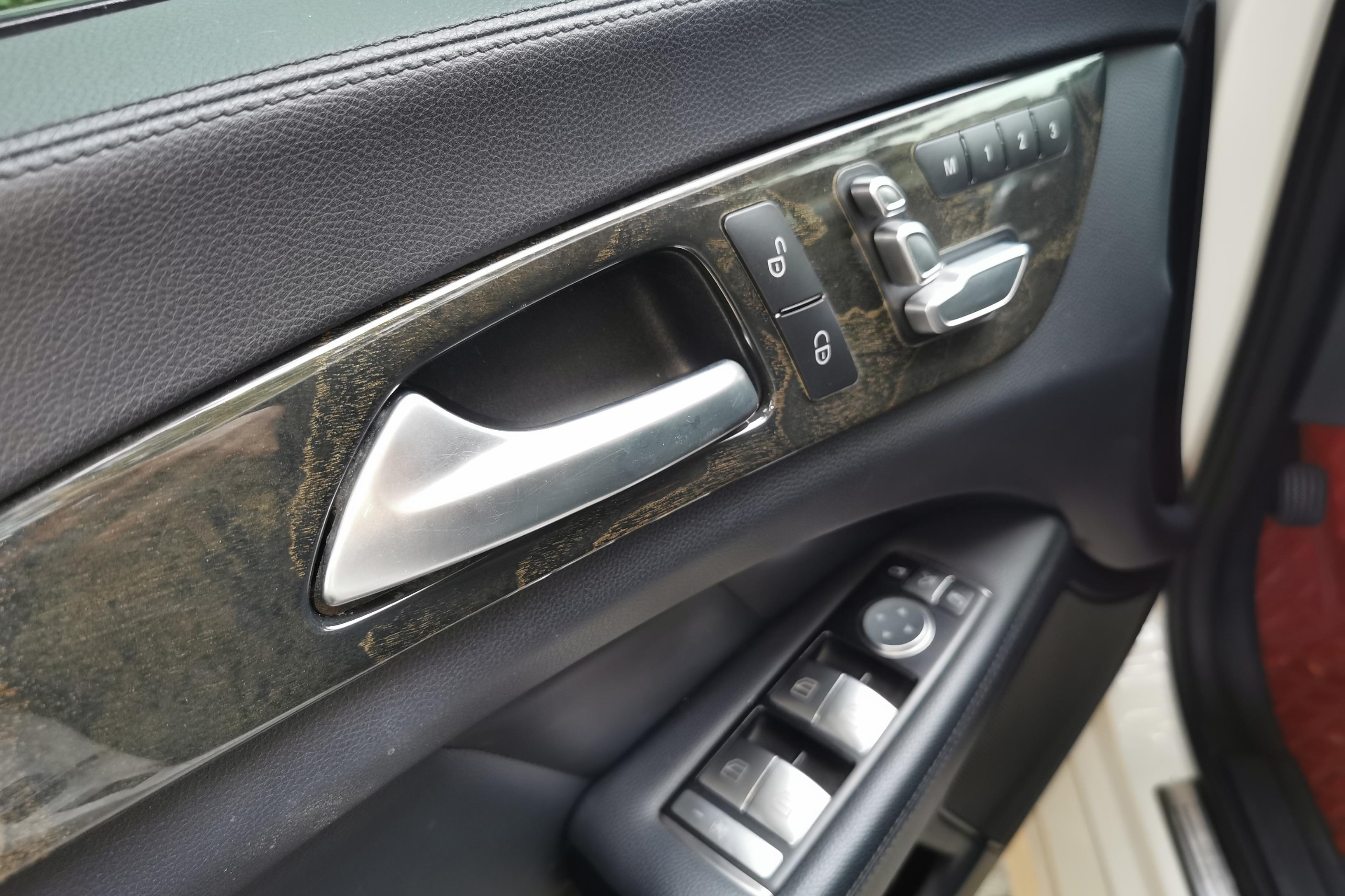 Mercedes-Benz CLS AMG 2015 car image #22