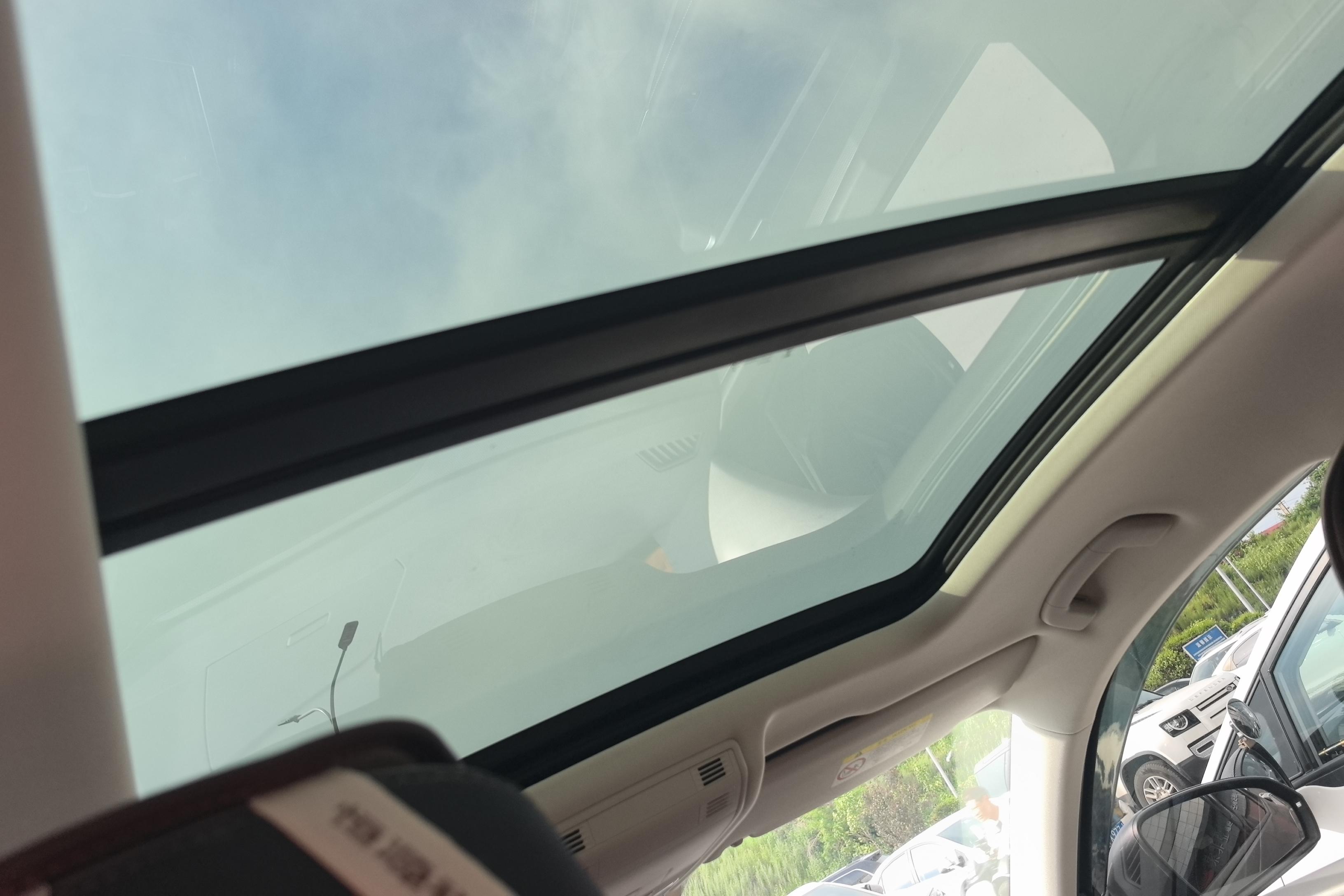 Volkswagen Tayron X 2022 car image #22