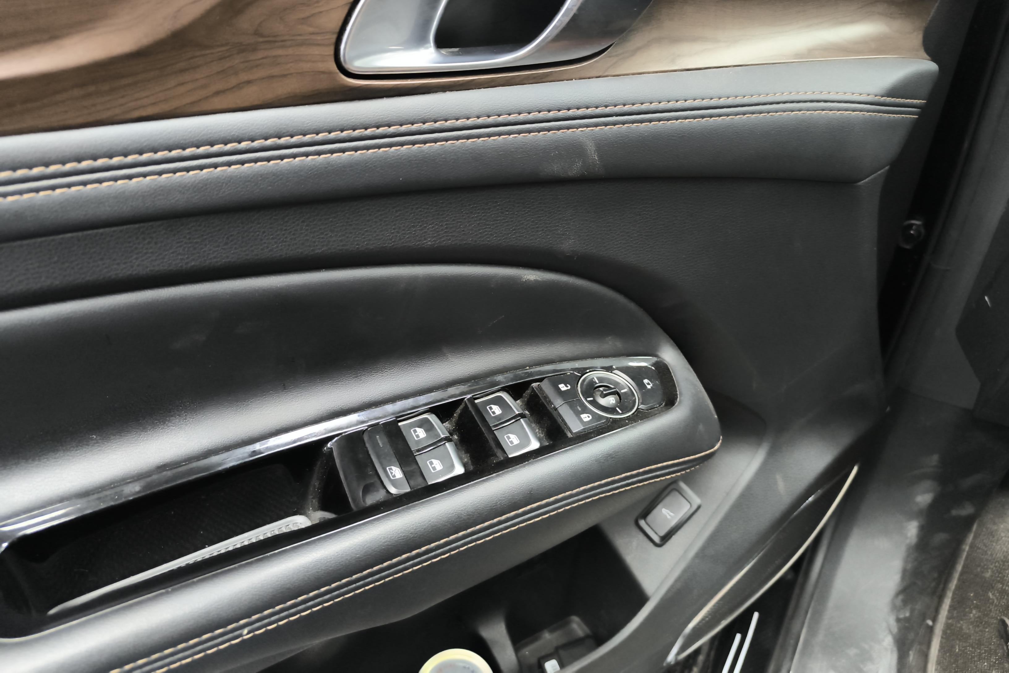 Ford Equator 2021 car image #22