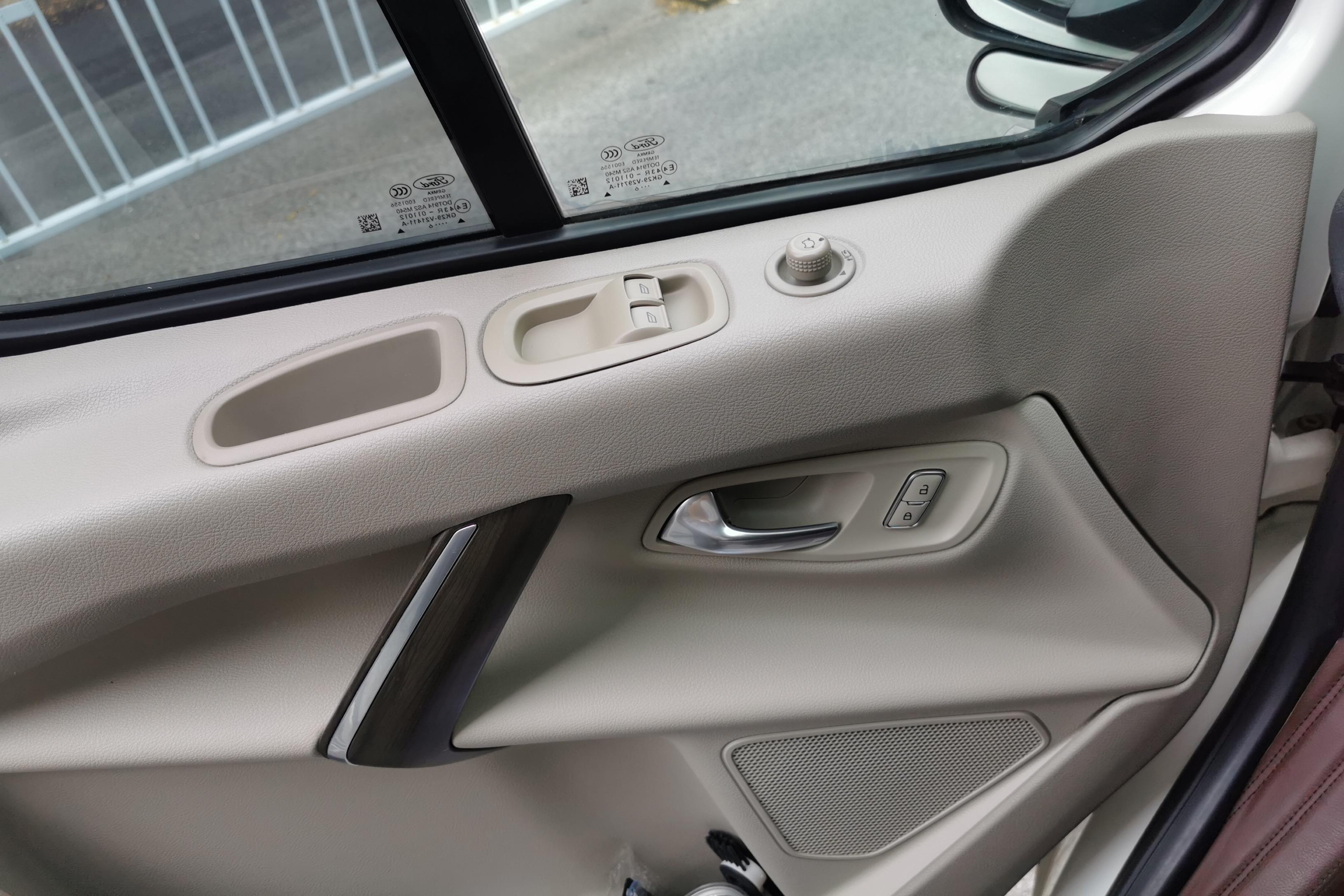 Ford Tourneo 2016 #22 Ford Tourneo 2016 immagine di auto #22