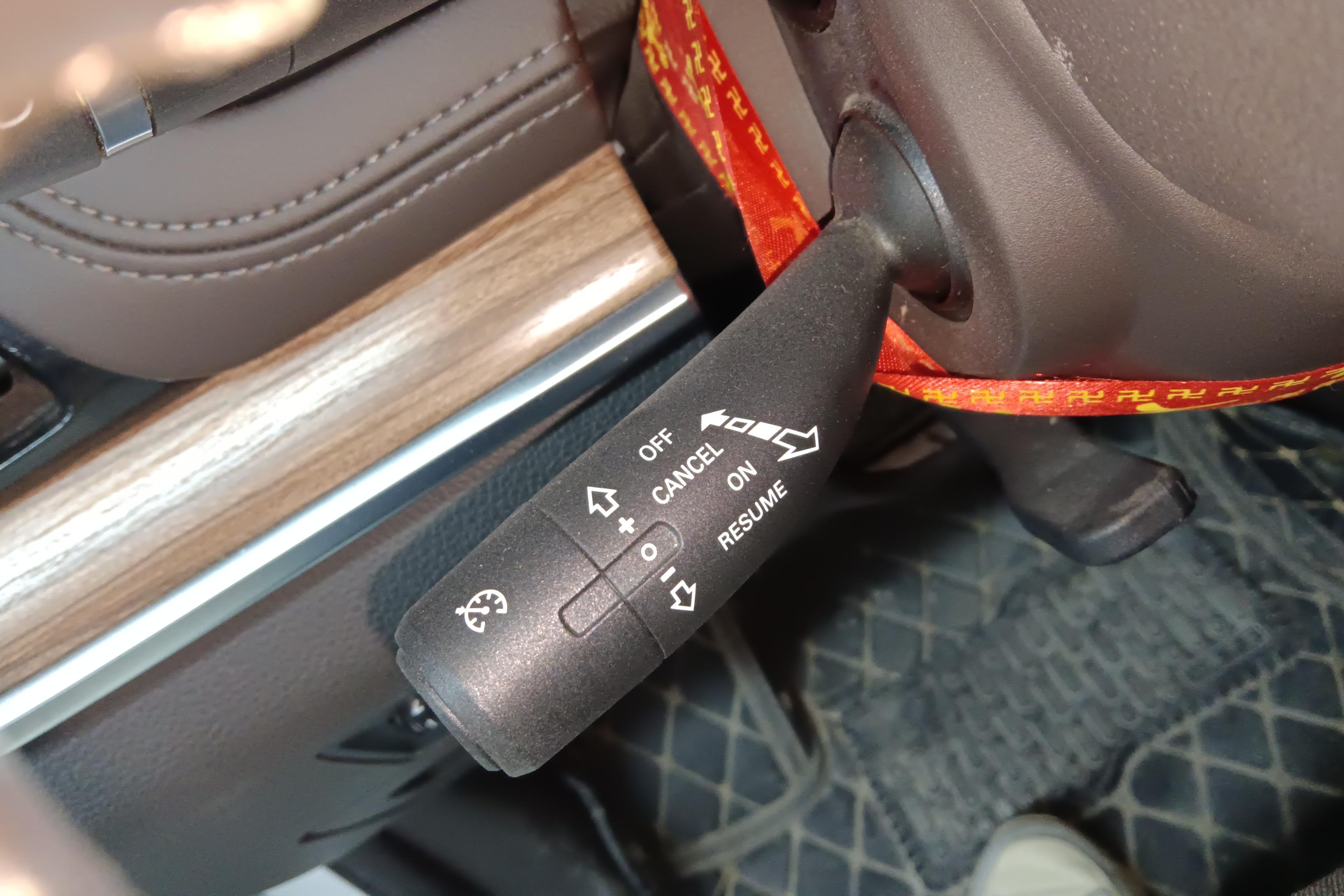 Roewe RX8 2018 изображение автомобиля #22