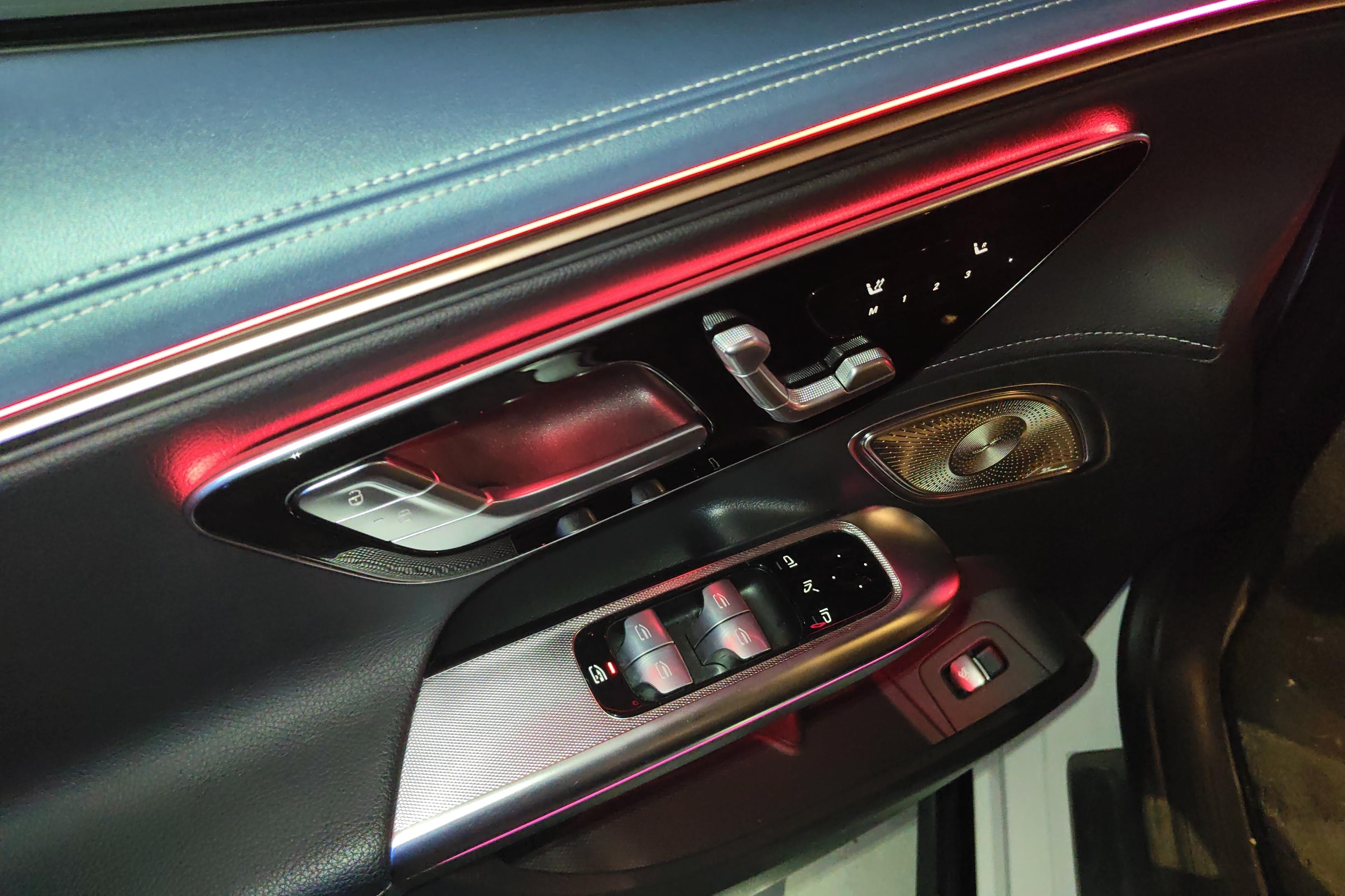 Mercedes-Benz EQE SUV AMG 2022 car image #22