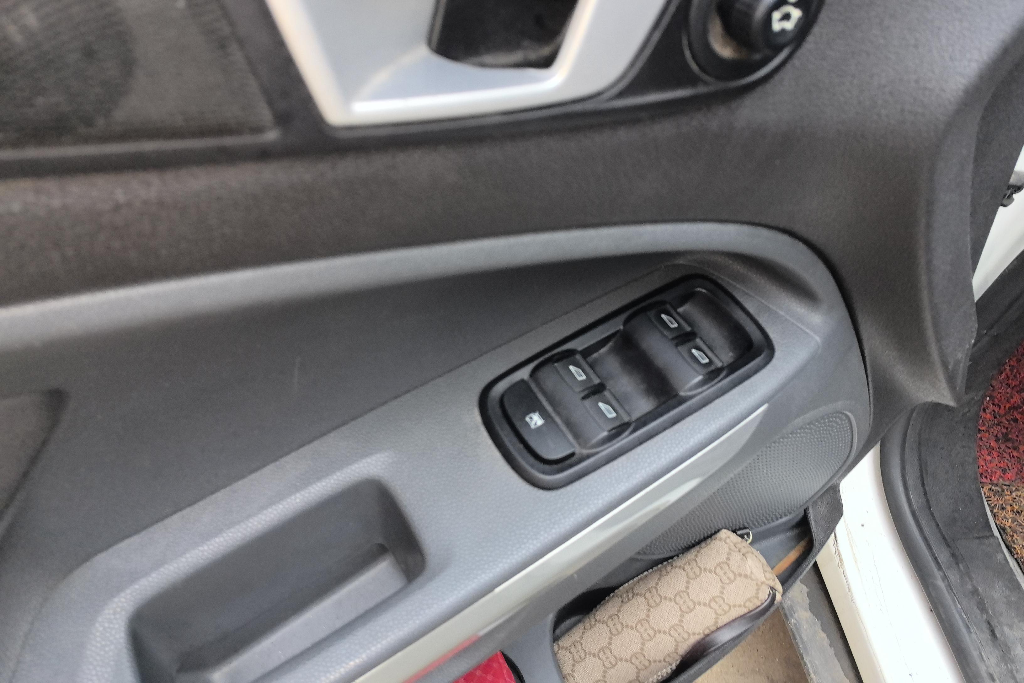 Ford EcoSport 2014 #22 Ford EcoSport 2014 car image #22