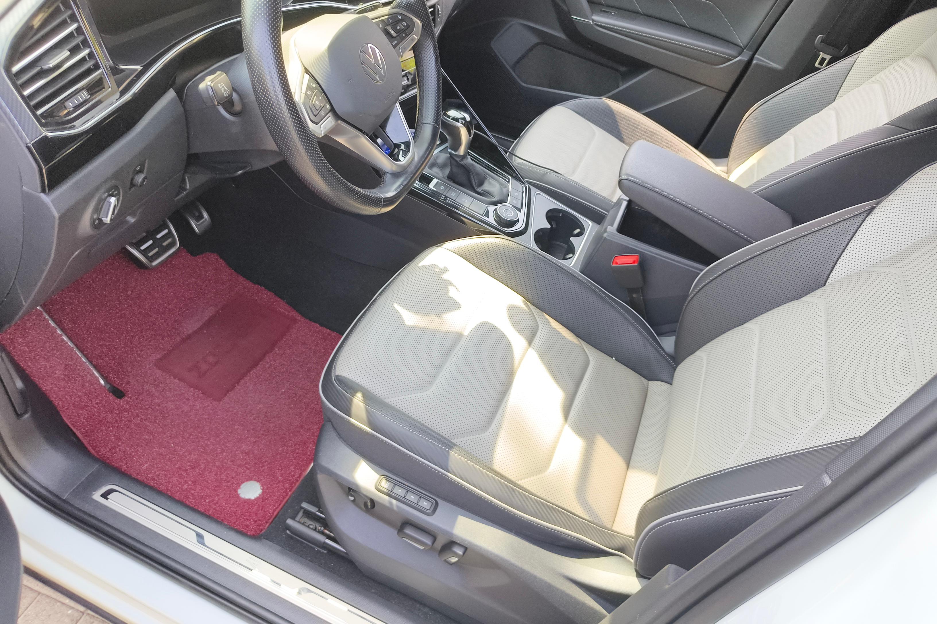 Volkswagen Tayron X 2020 car image #22