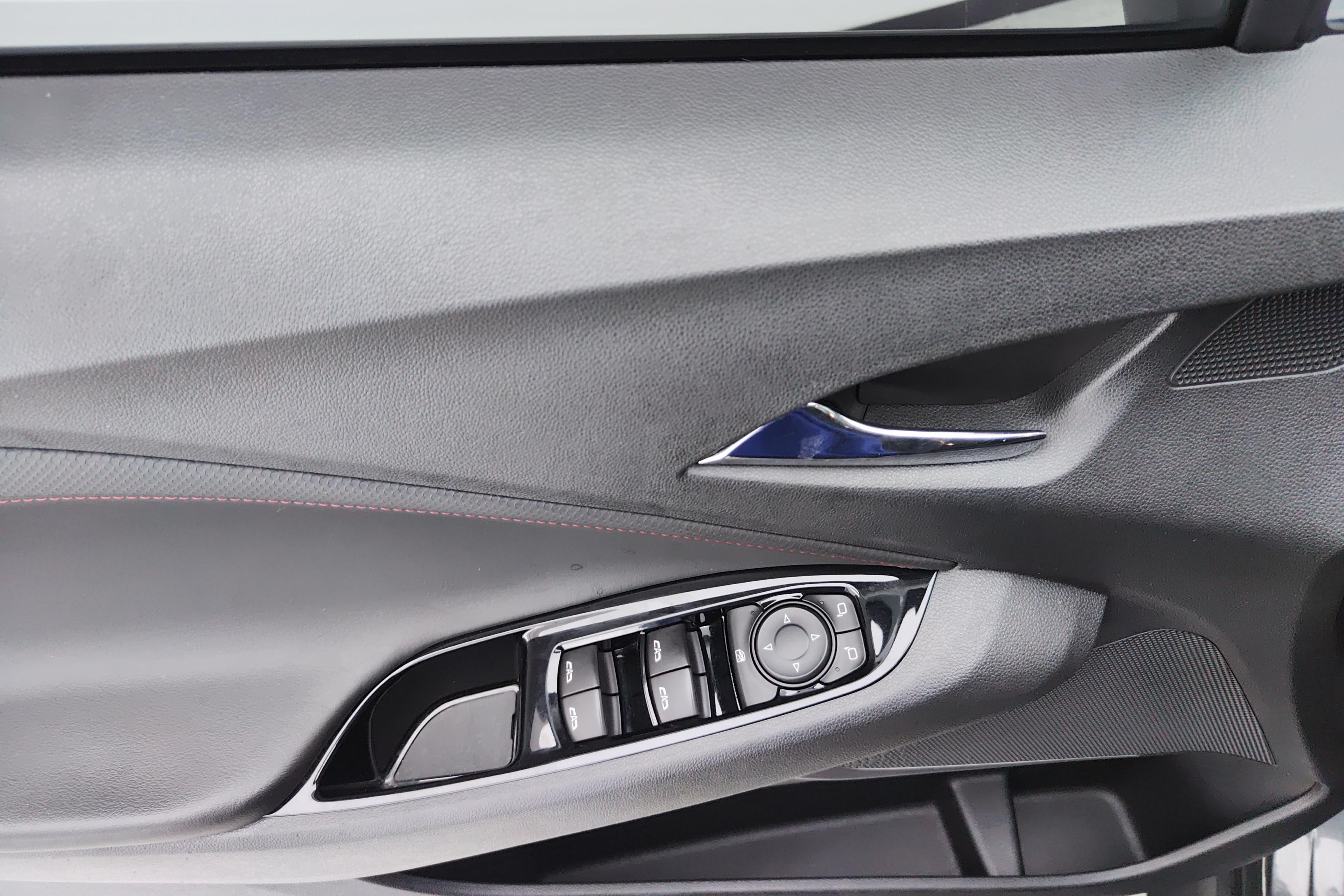 Chevrolet Orlando 2018 #22 Chevrolet Orlando 2018 car image #22