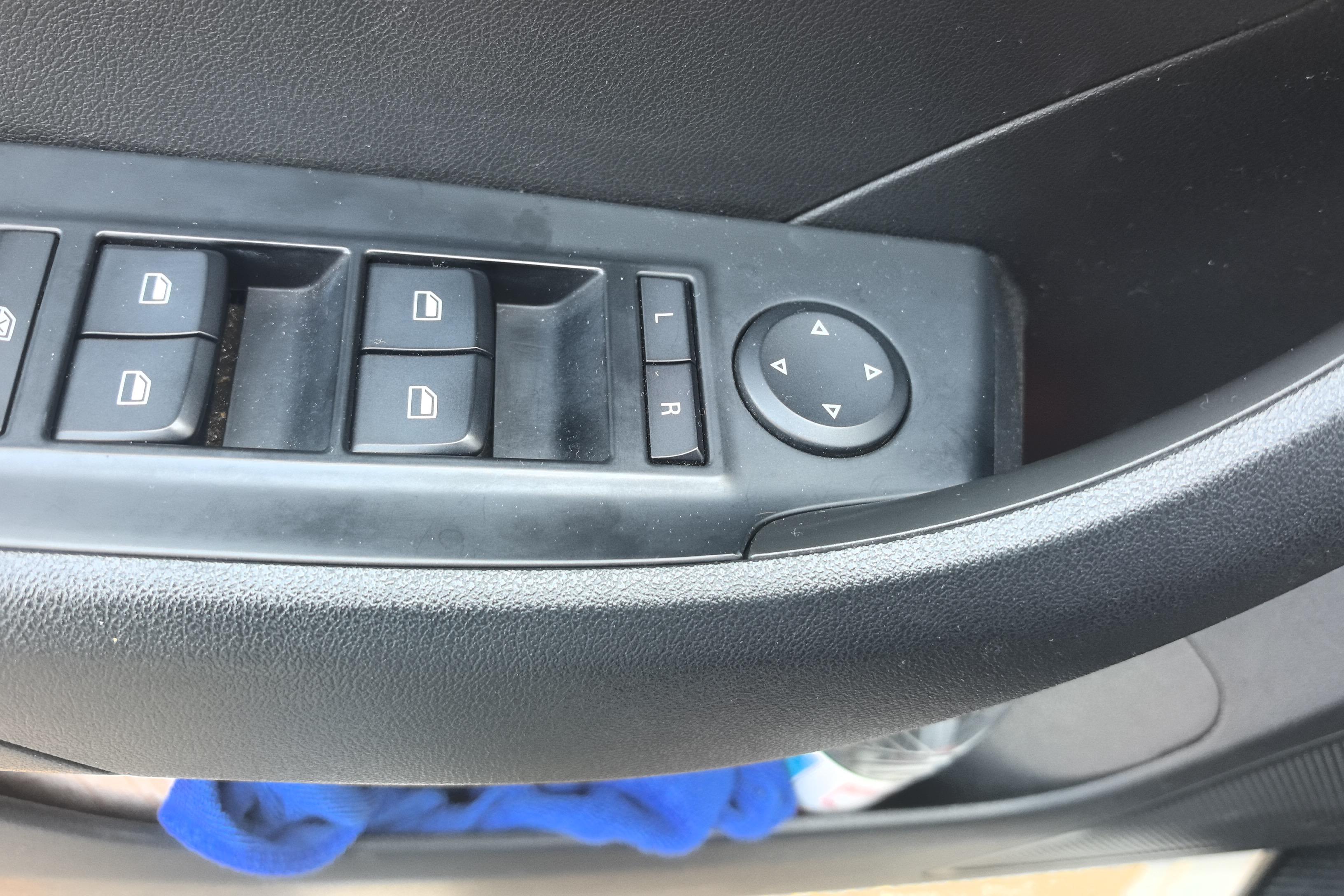 Roewe 360 2017 изображение автомобиля #22