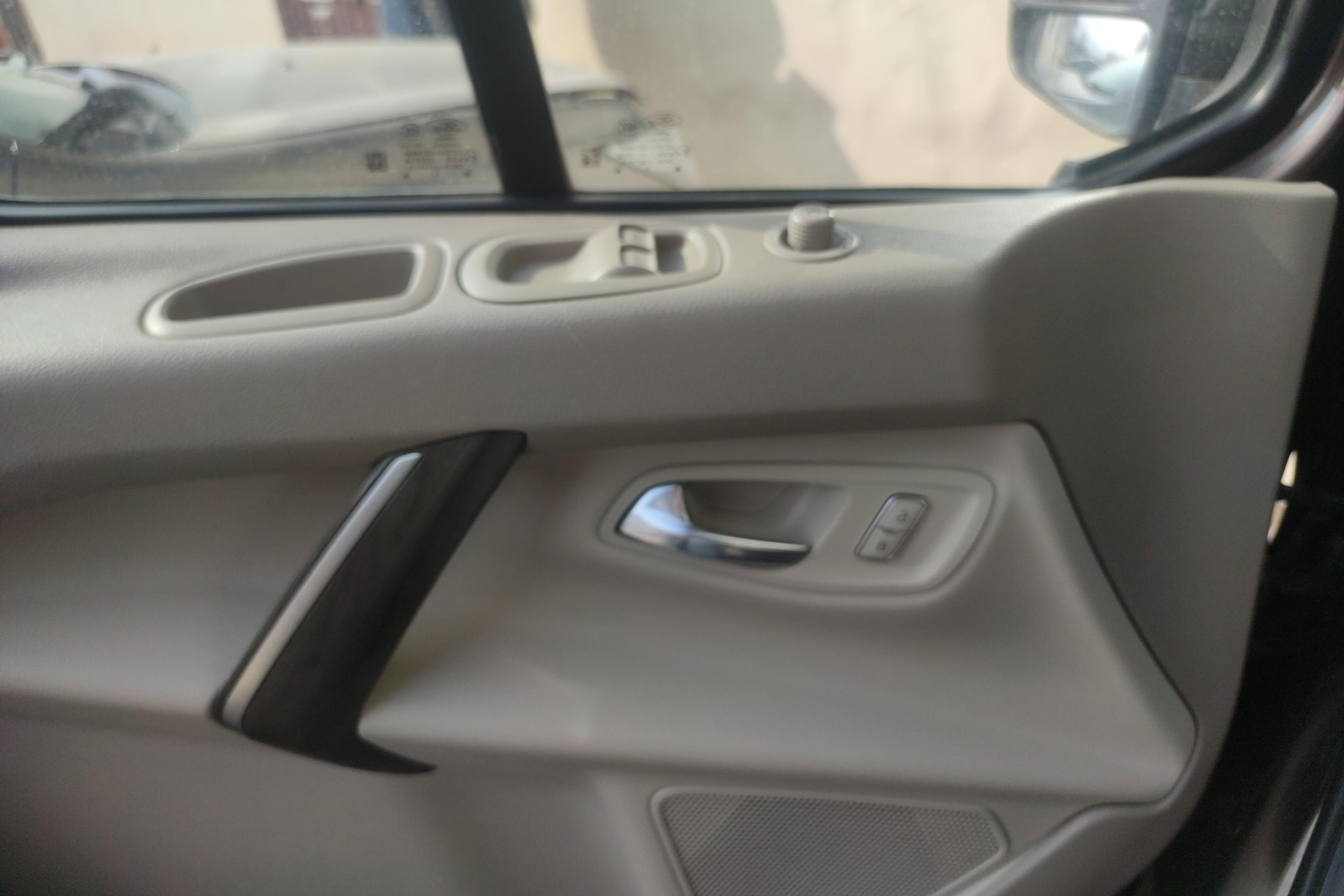 Ford Tourneo 2016 #22 Ford Tourneo 2016 car image #22