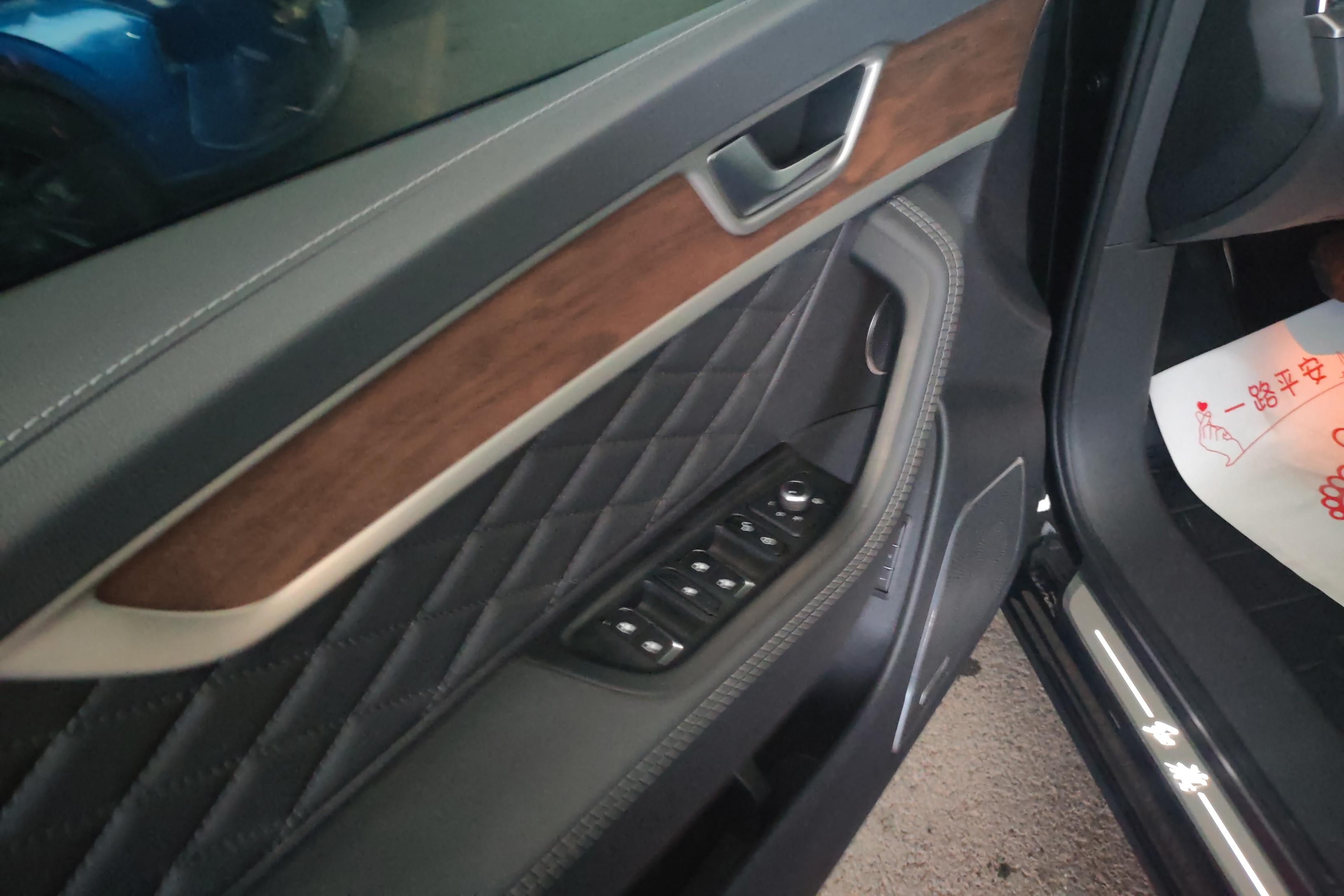 HongQi HS7 2021 #22 HongQi HS7 2021 car image #22