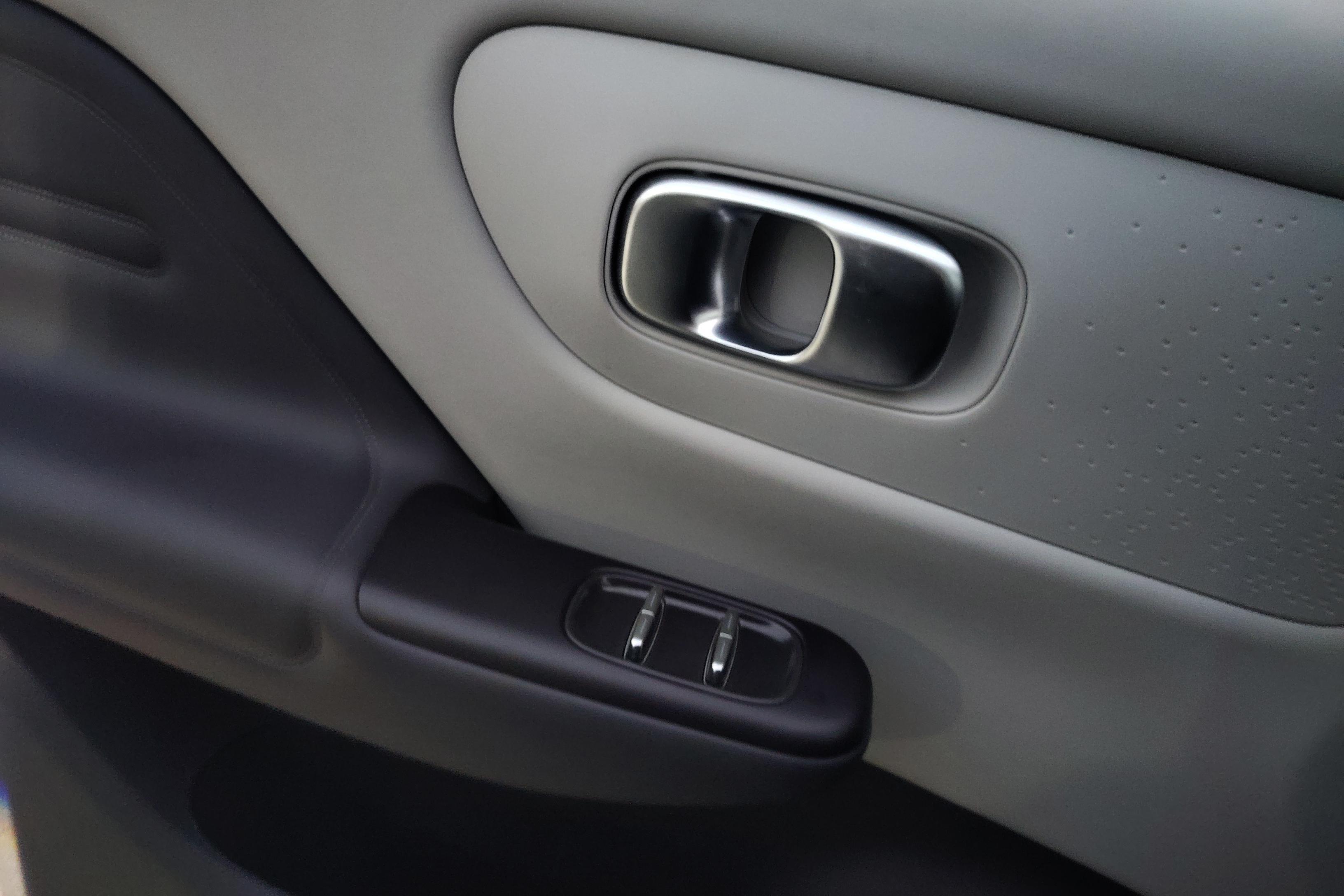 零跑汽车 零跑B10 2025 汽车图片 #22