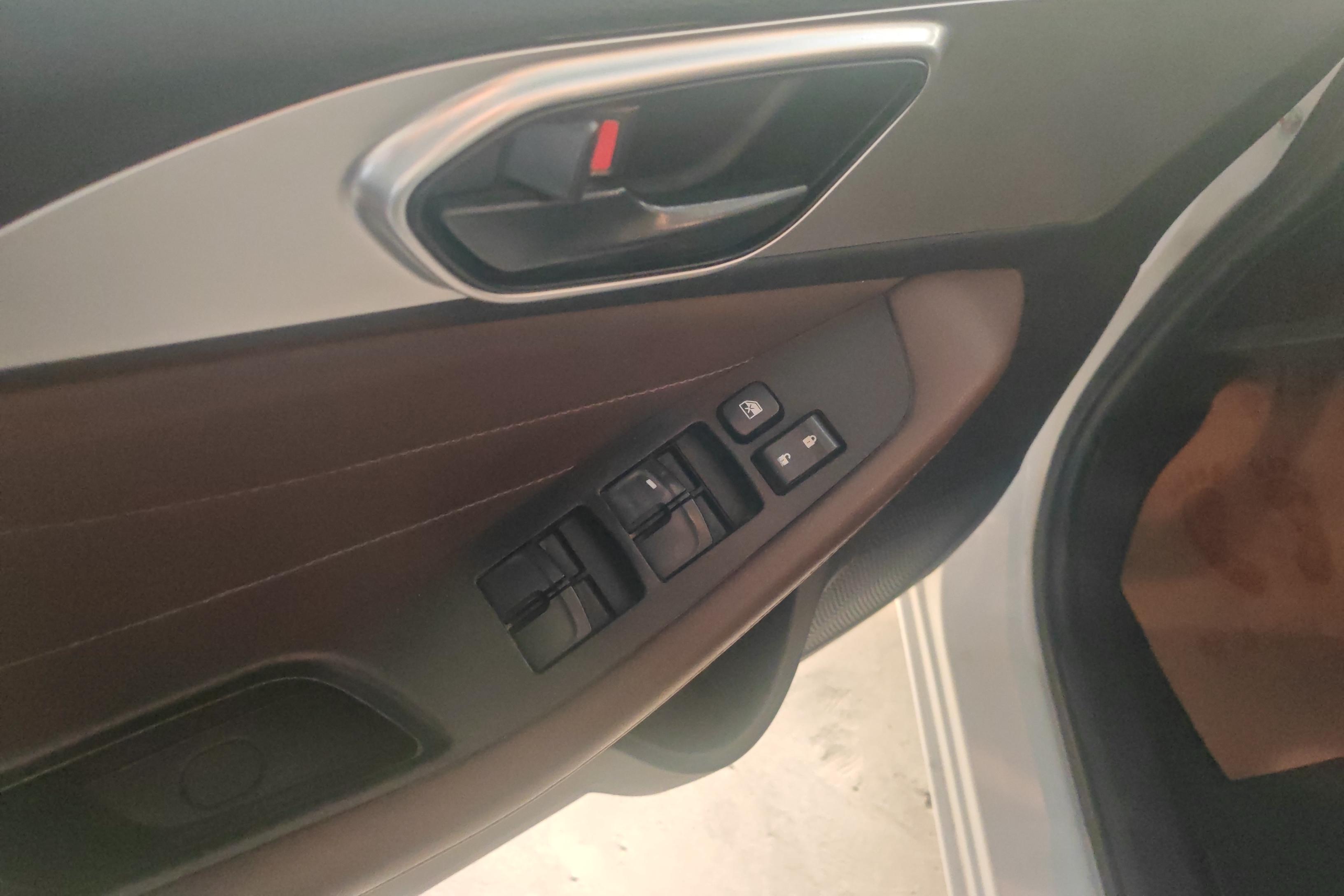 Soueast A5 Wing Dance 2019 #22 Soueast A5 Wing Dance 2019 car image #22