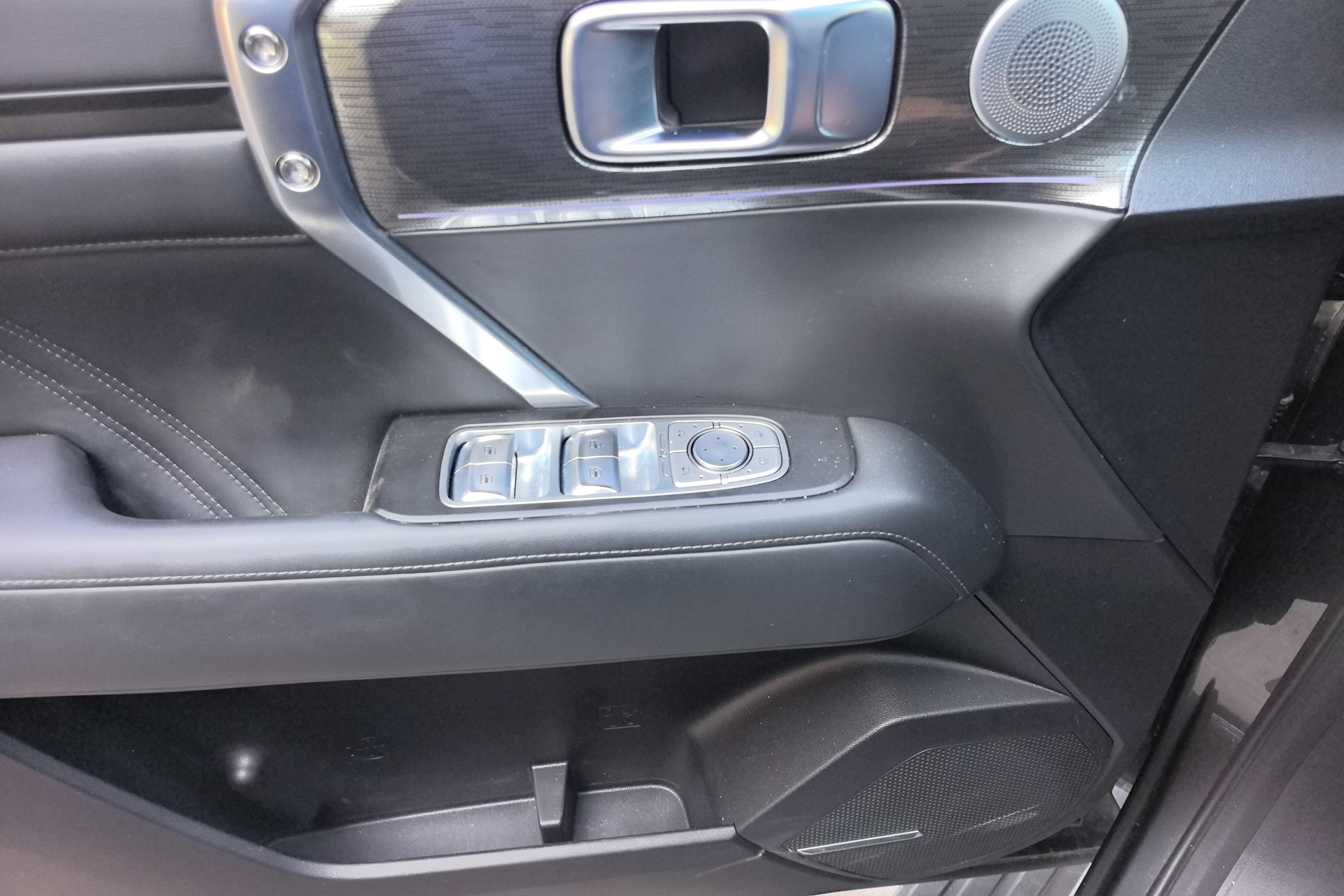 Tank 400 2024 car image #22