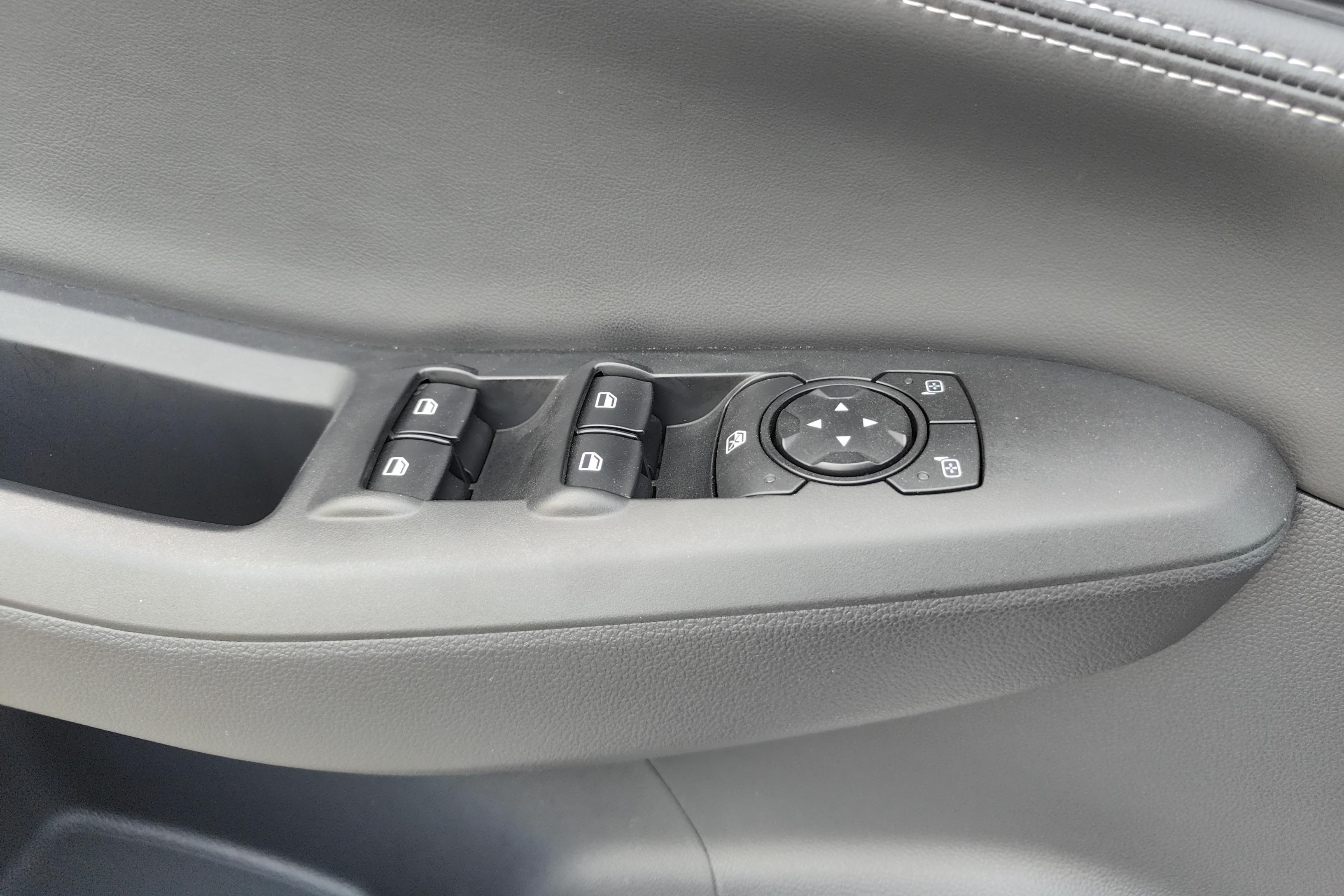 Ford Escort 2022 #22 Ford Escort 2022 car image #22