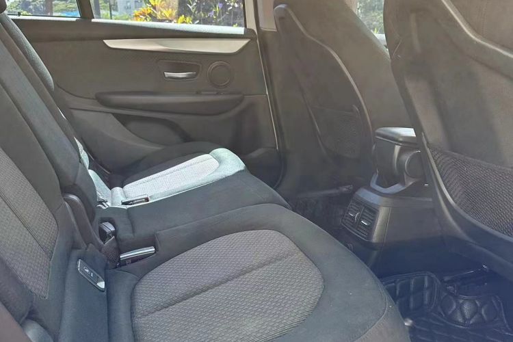 BMW 2 Series Gran Tourer 2015 car image #22