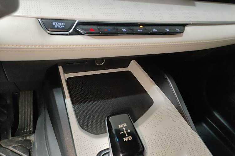 GEELY Emgrand L HiP 2023 car image #22
