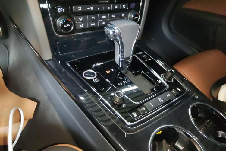Volkswagen Pheaton 2016 imagen de coche #22