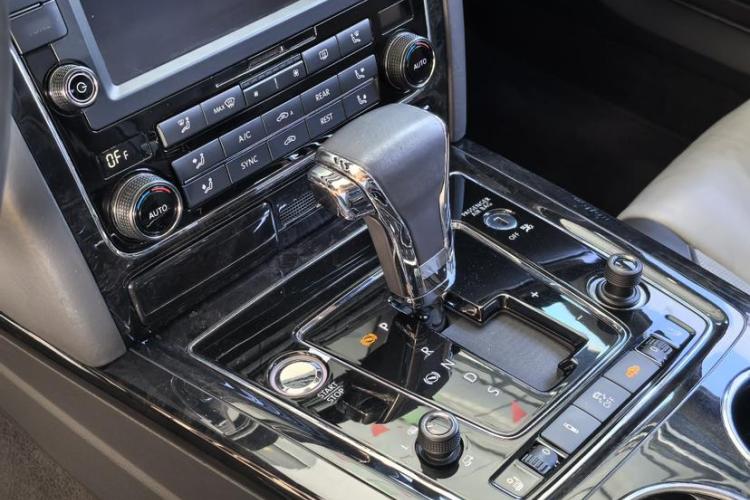 Volkswagen Pheaton 2016 imagen de coche #22