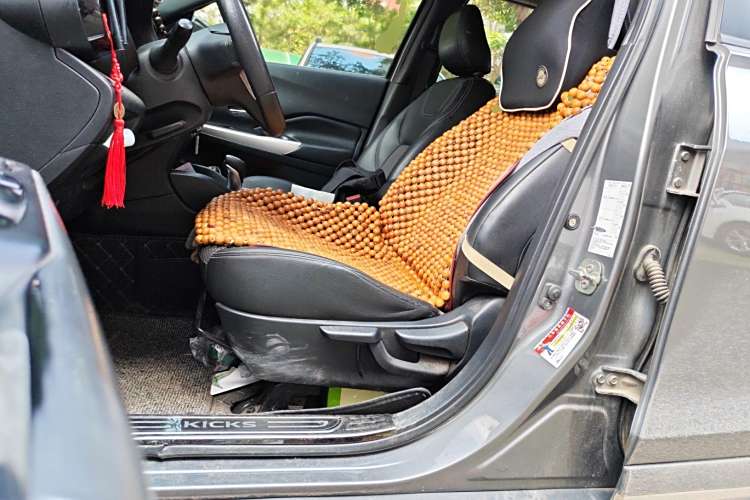 Nissan Kicks 2017 immagine di auto #22