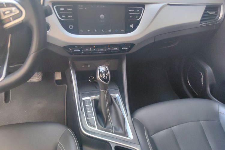 Vision X3 2019 car image #22
