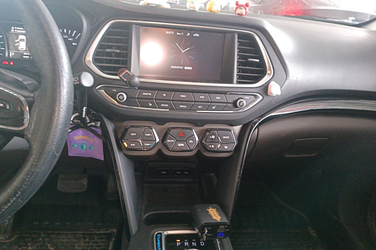 GAC Trumpchi GS4 New Energy 2018 #22 GAC Trumpchi GS4 New Energy 2018 car image #22