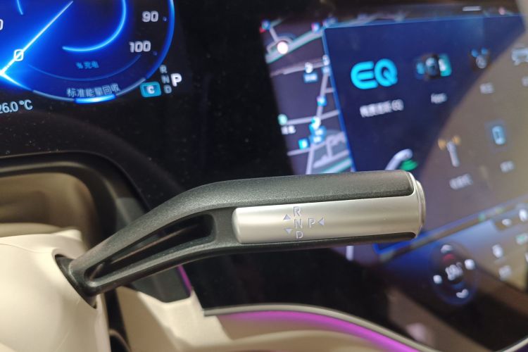 Mercedes-Benz EQS Class 2021 car image #22