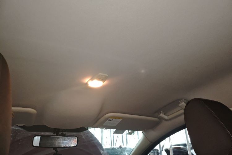 Ford Focus (Imported) 2014 #22 Ford Focus (Imported) 2014 صورة سيارة #22