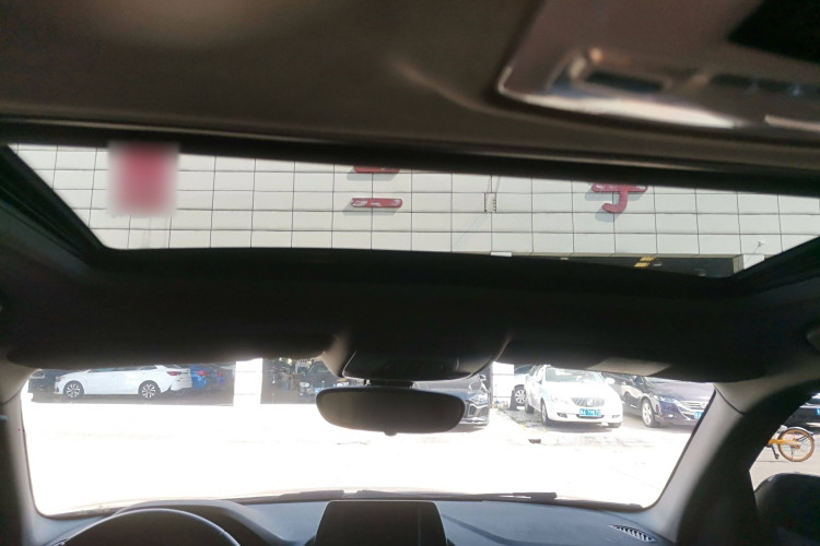 BMW 1 Series (Imported) 2019 #22 BMW 1 Series (Imported) 2019 car image #22