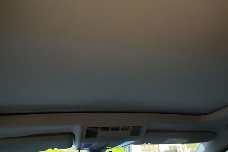Volkswagen Touareg 2020 car image #22