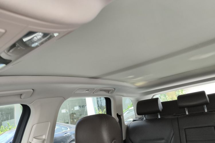 Volkswagen Touareg 2017 #22 Volkswagen Touareg 2017 car image #22