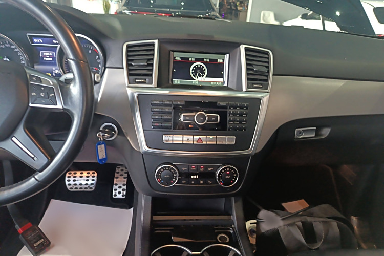 Mercedes-Benz M Class 2015 #22 Mercedes-Benz M Class 2015 car image #22