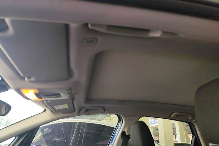 BMW 2 Series Tourer 2017 imagem de carro #22