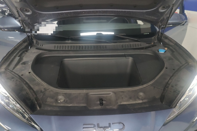 BYD Sea Lion 07 EV 2024 car image #22