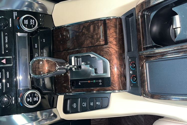 丰田 埃尔法 2022 汽车图片 #22