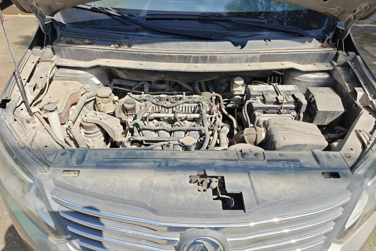 Forthing S500 2016 #22 Forthing S500 2016 car image #22