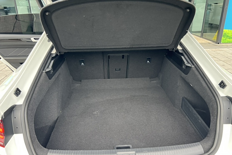 Volkswagen CC (FAW-Volkswagen) 2021 #22 Volkswagen CC (FAW-Volkswagen) 2021 immagine di auto #22