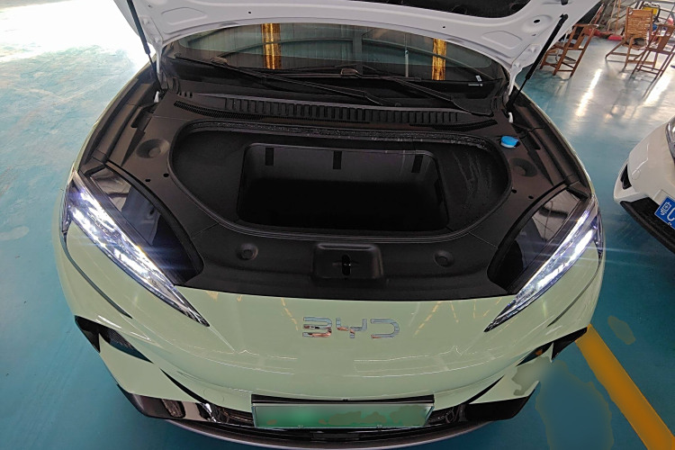 BYD Sea Lion 07 EV 2025 #22 BYD Sea Lion 07 EV 2025 car image #22