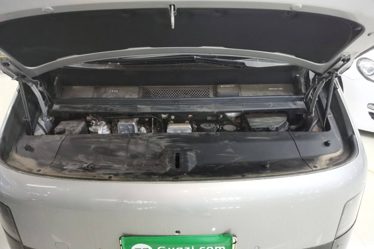 理想汽车 理想MEGA 2024 汽车图片 #22