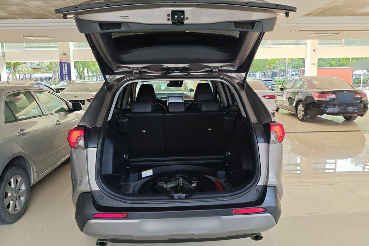 Toyota RAV4 (Imported) 2022 #22 Toyota RAV4 (Imported) 2022 immagine di auto #22