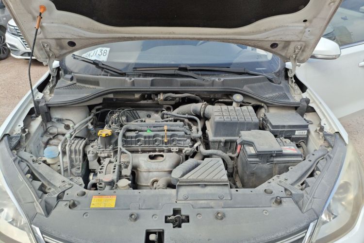 Roewe 360 2016 изображение автомобиля #22