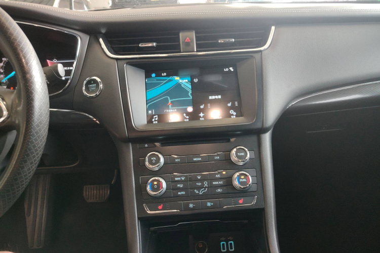 Ford Taurus 2016 #22 Ford Taurus 2016 صورة سيارة #22