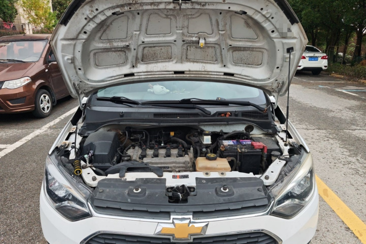 Chevrolet Lova 2016 immagine di auto #22