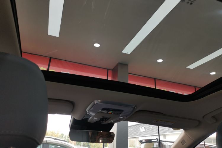 HongQi H5 PHEV 2025 car image #22