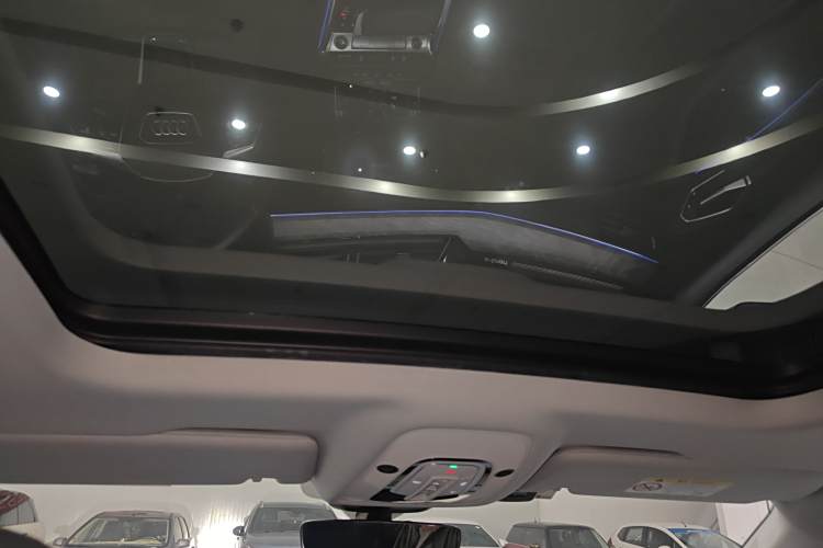 Audi e-tron 2022 imagen de coche #22