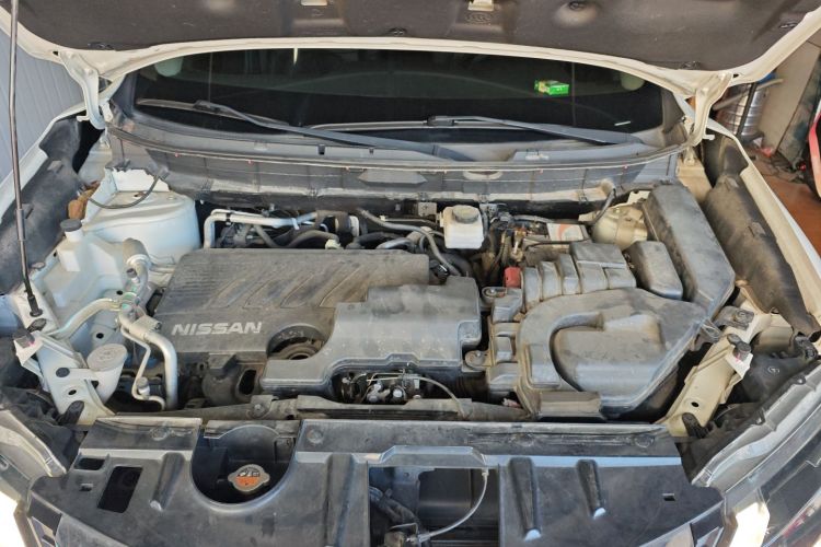 Nissan X-Trail 2019 immagine di auto #22