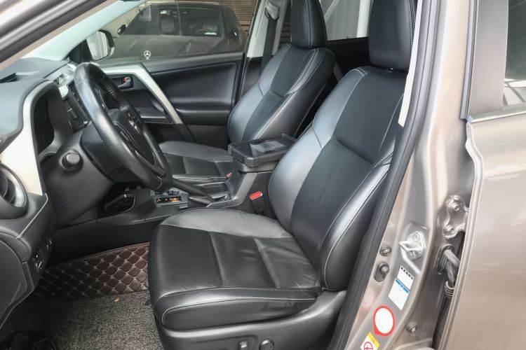 Toyota RAV4 (Imported) 2018 #22 Toyota RAV4 (Imported) 2018 immagine di auto #22