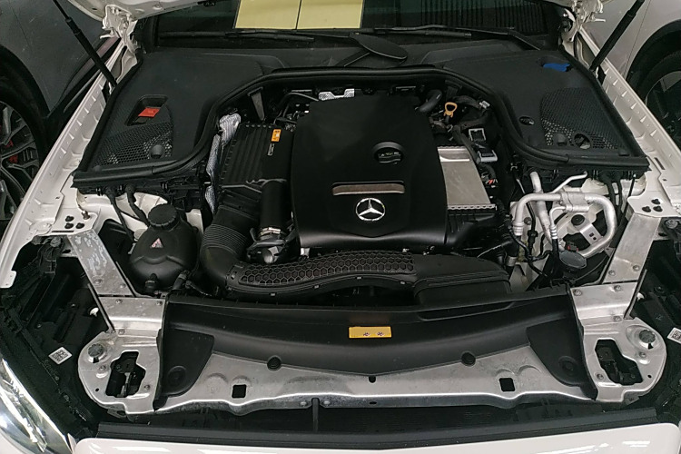 Mercedes-Benz E Class (Imported) 2017 car image #22