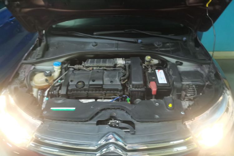 Citroen C3-XR 2015 #22 Citroen C3-XR 2015 car image #22