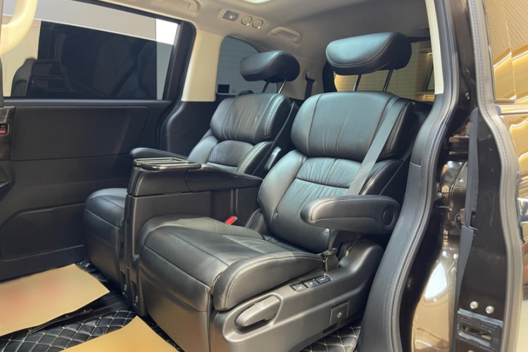 Honda Elysion 2019 imagen de coche #22