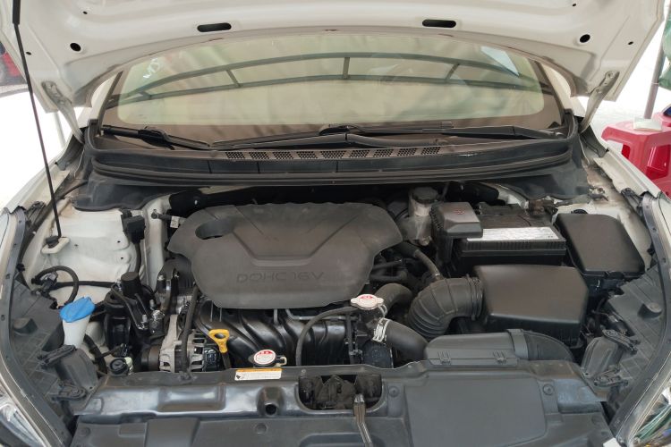 现代 朗动 2015 汽车图片 #22