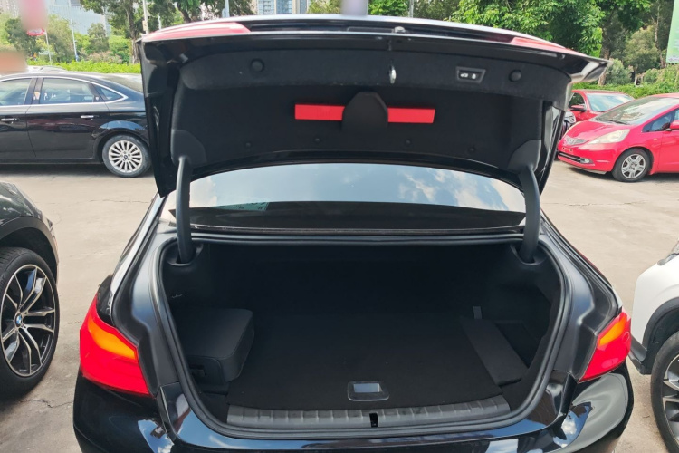 BMW M5 New Energy 2018 #22 BMW M5 New Energy 2018 immagine di auto #22